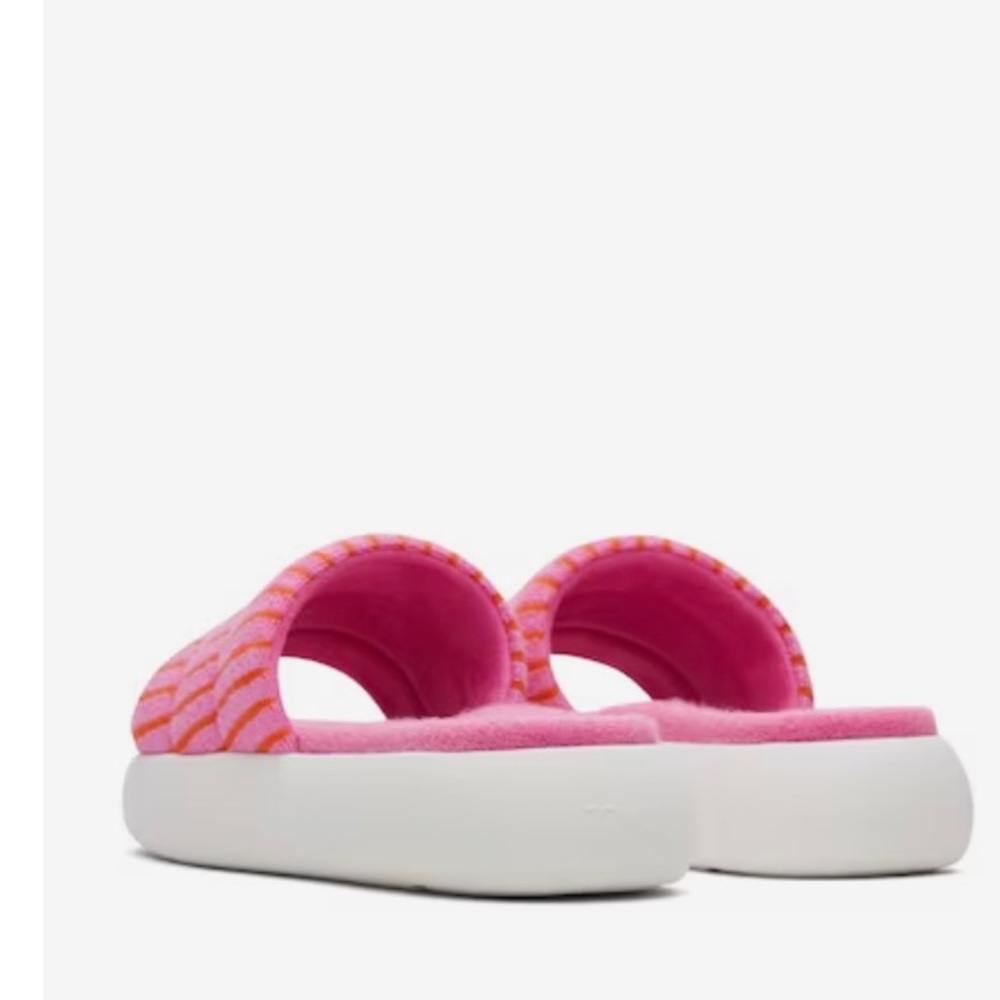 TOMS Alpharetta Marshmallow Barbie pink sandal size 10 - Picture 3 of 6